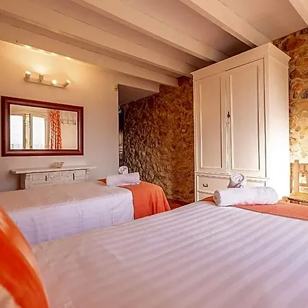 L'eresta - Wonderful With Private Pool And Free Wifi Hotel 2*